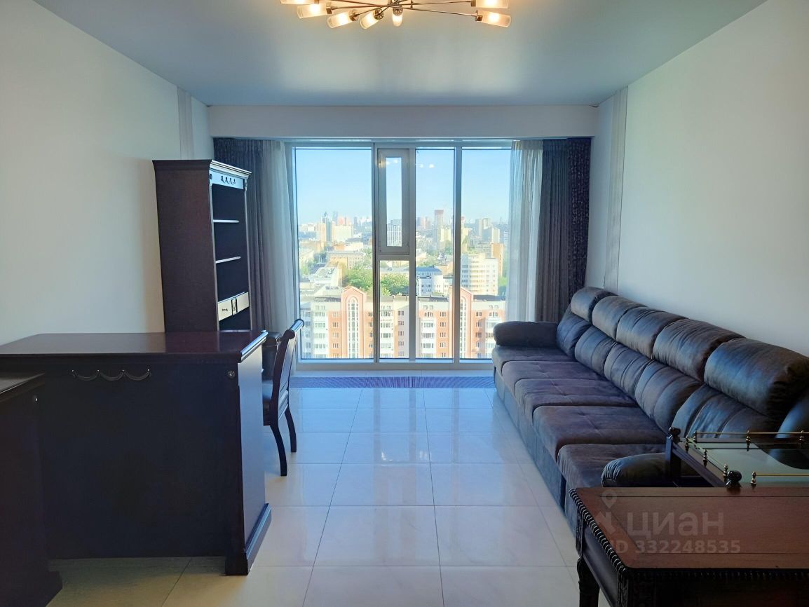 2-комн. квартира, 64 м², 18/23 этаж