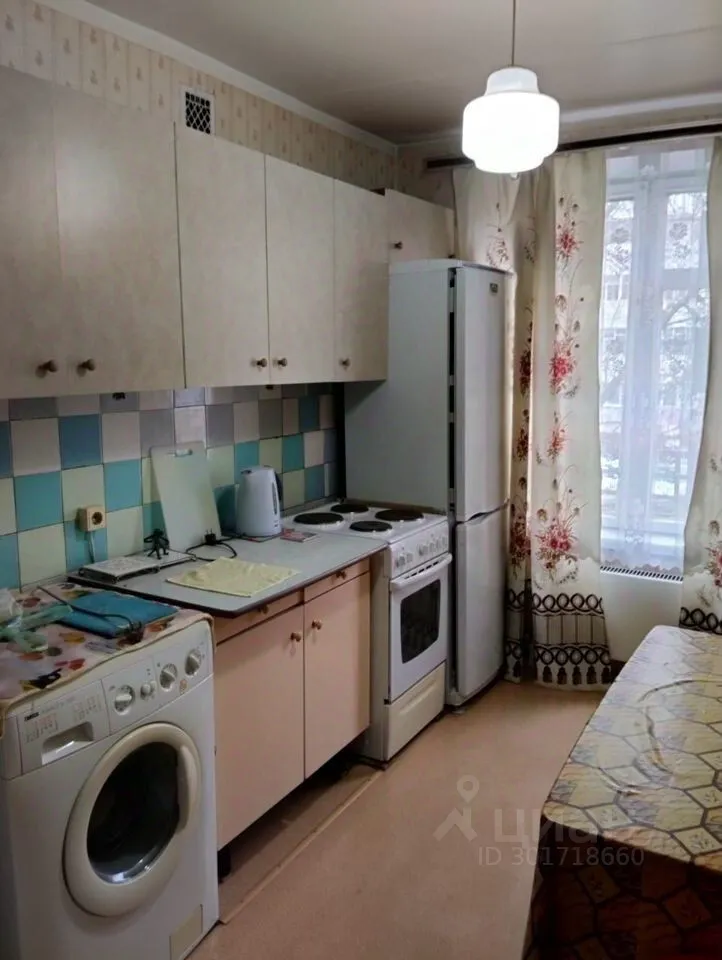 2-комн. квартира, 40 м², 2/9 этаж