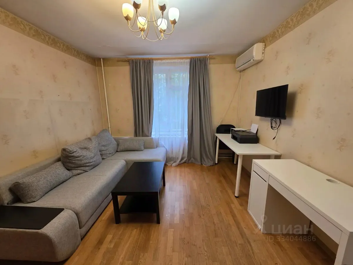 2-комн. квартира, 46 м², 3/12 этаж