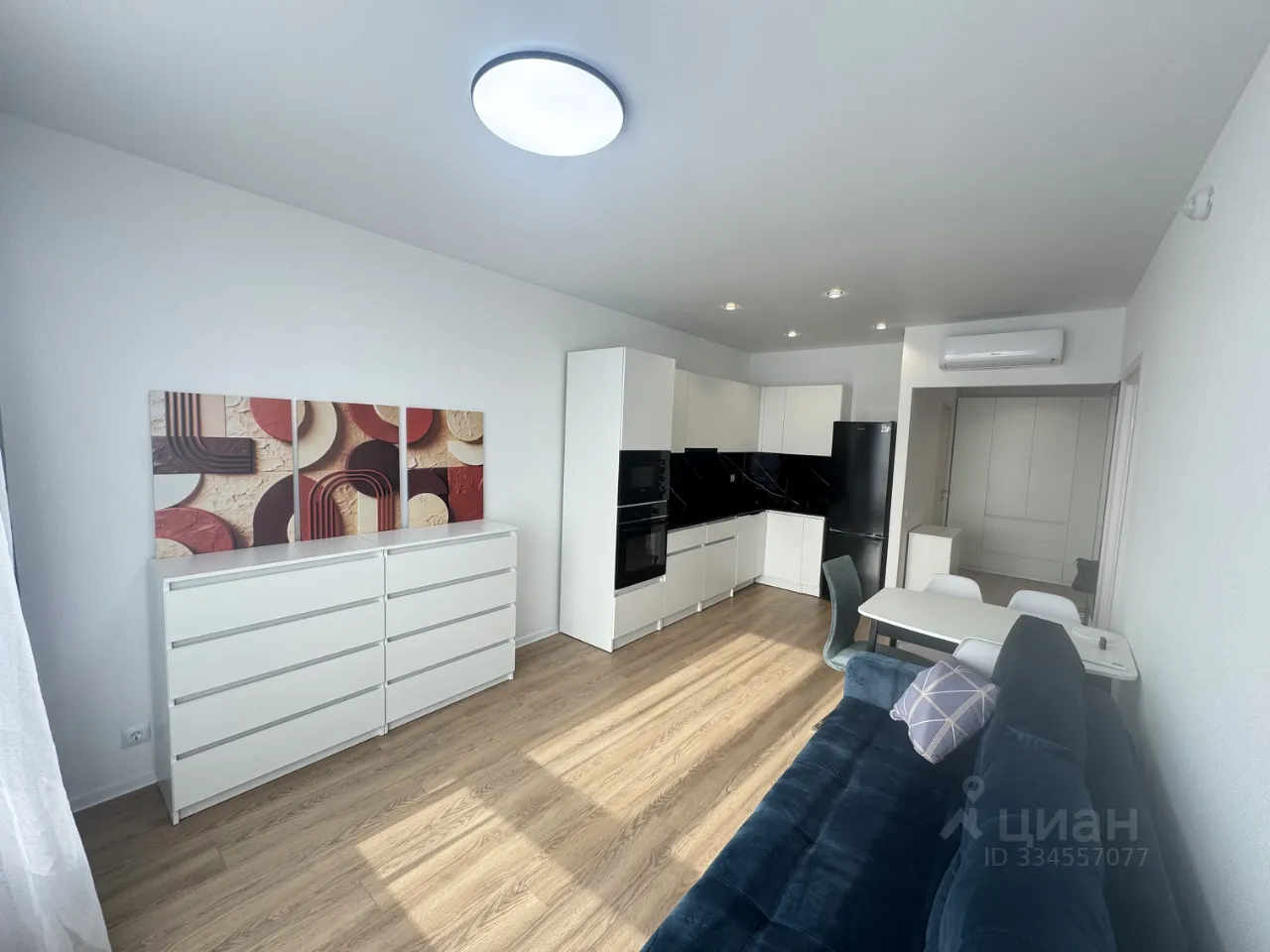 2-комн. квартира, 42 м², 28/38 этаж