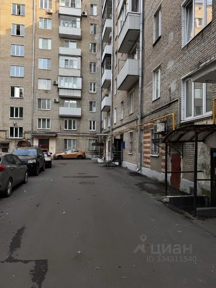 2-комн. квартира, 48 м², 6/8 этаж