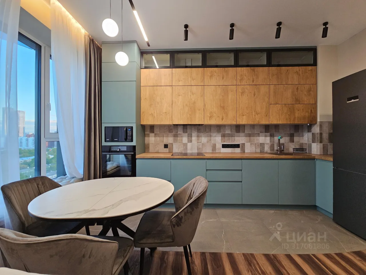 3-комн. квартира, 70 м², 17/49 этаж
