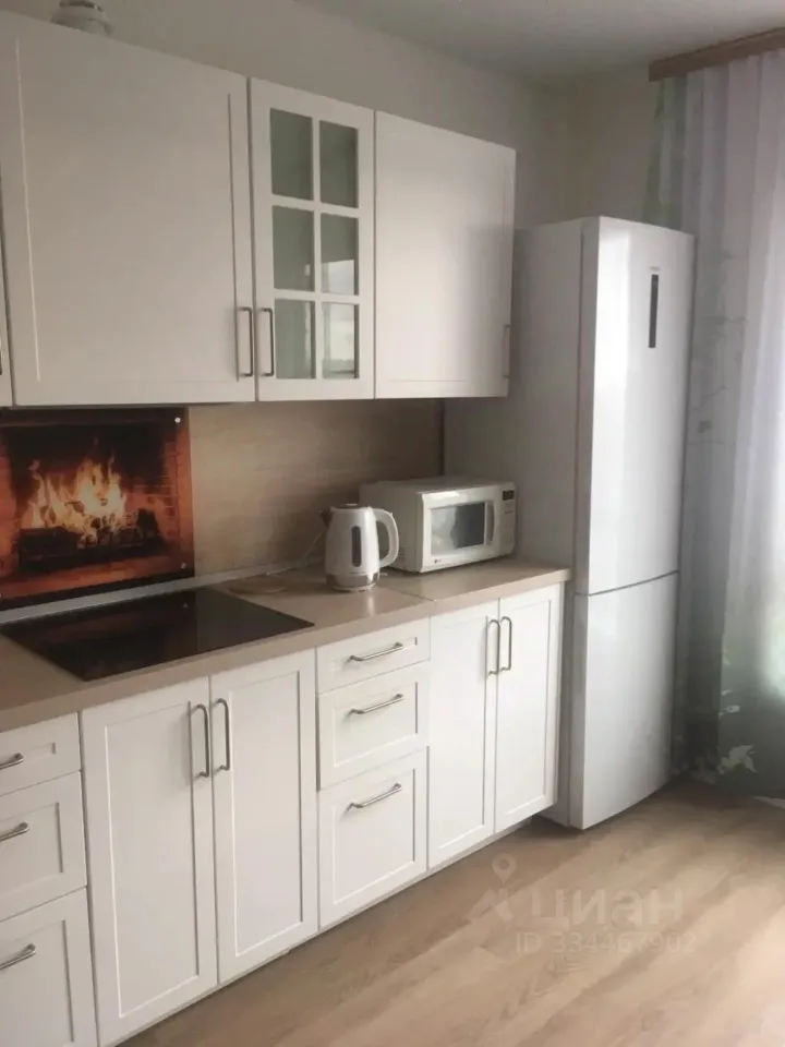 2-комн. квартира, 52 м², 15/18 этаж