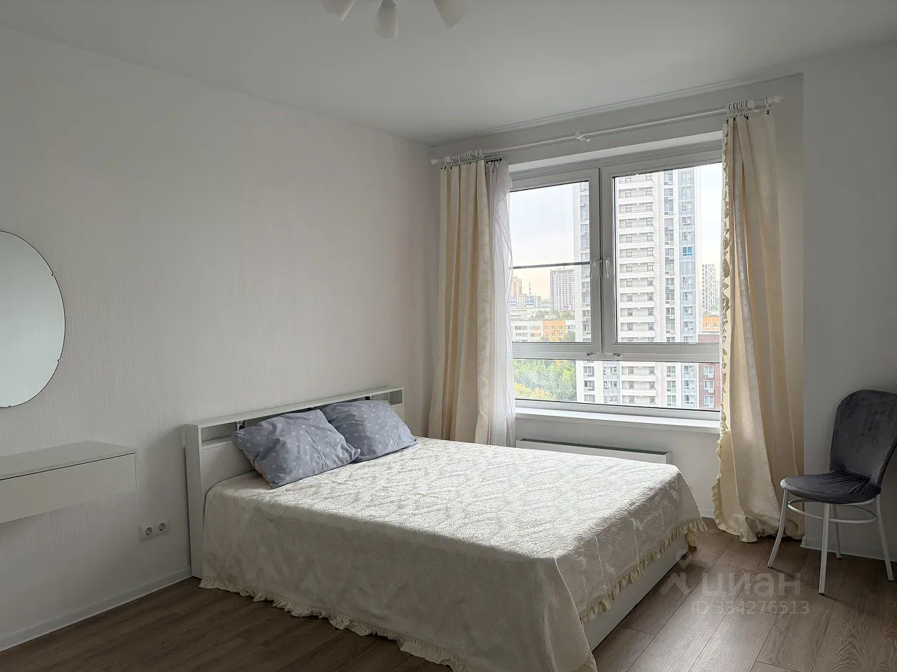 2-комн. квартира, 58 м², 12/17 этаж