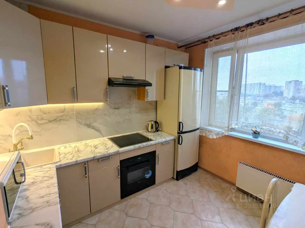 2-комн. квартира, 52 м², 7/14 этаж