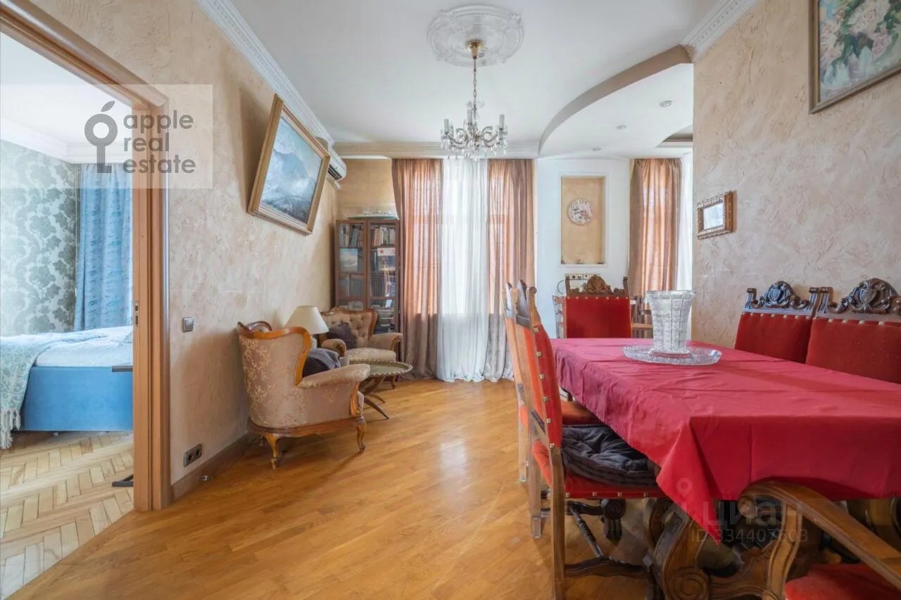 2-комн. квартира, 98 м², 8/9 этаж