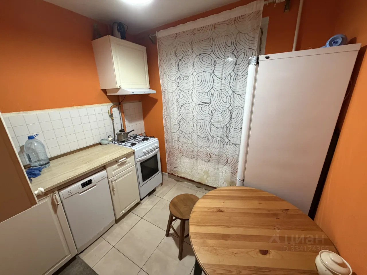 2-комн. квартира, 55 м², 3/9 этаж