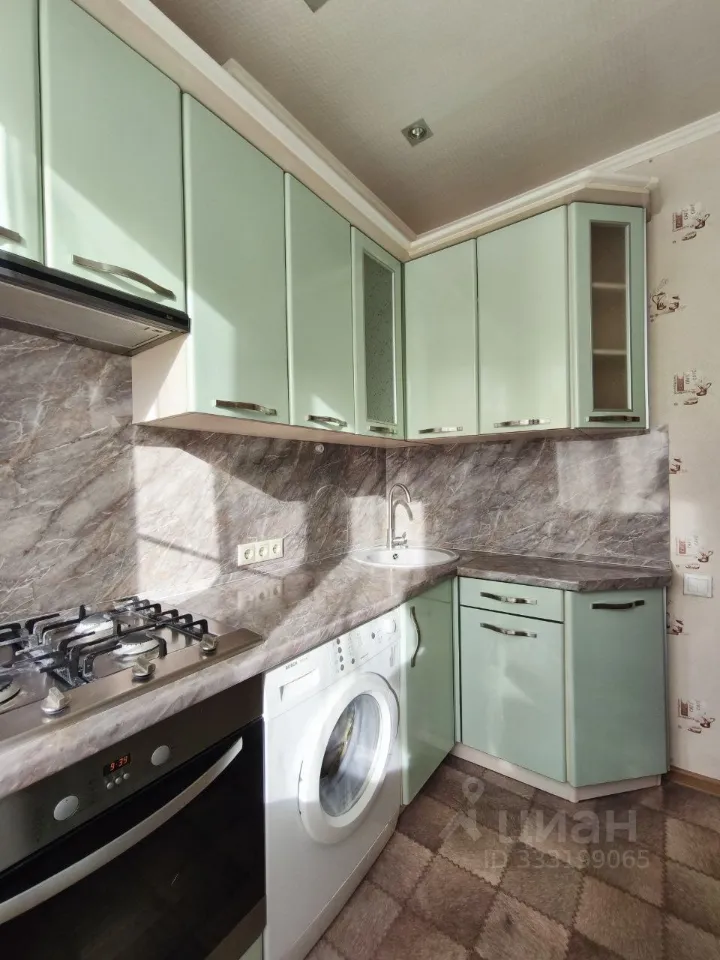 2-комн. квартира, 43 м², 8/8 этаж