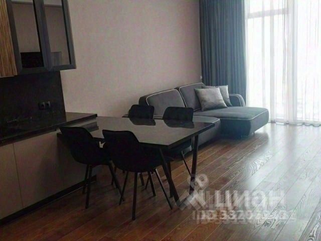 2-комн. квартира, 56 м², 18/22 этаж