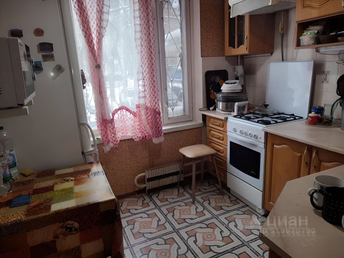 2-комн. квартира, 45 м², 1/9 этаж