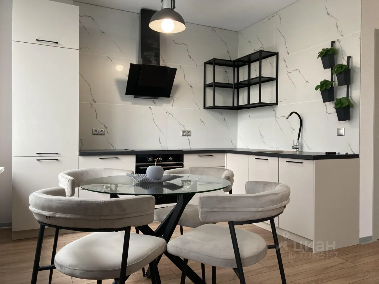 3-комн. квартира, 90,2 м², 3/15 этаж