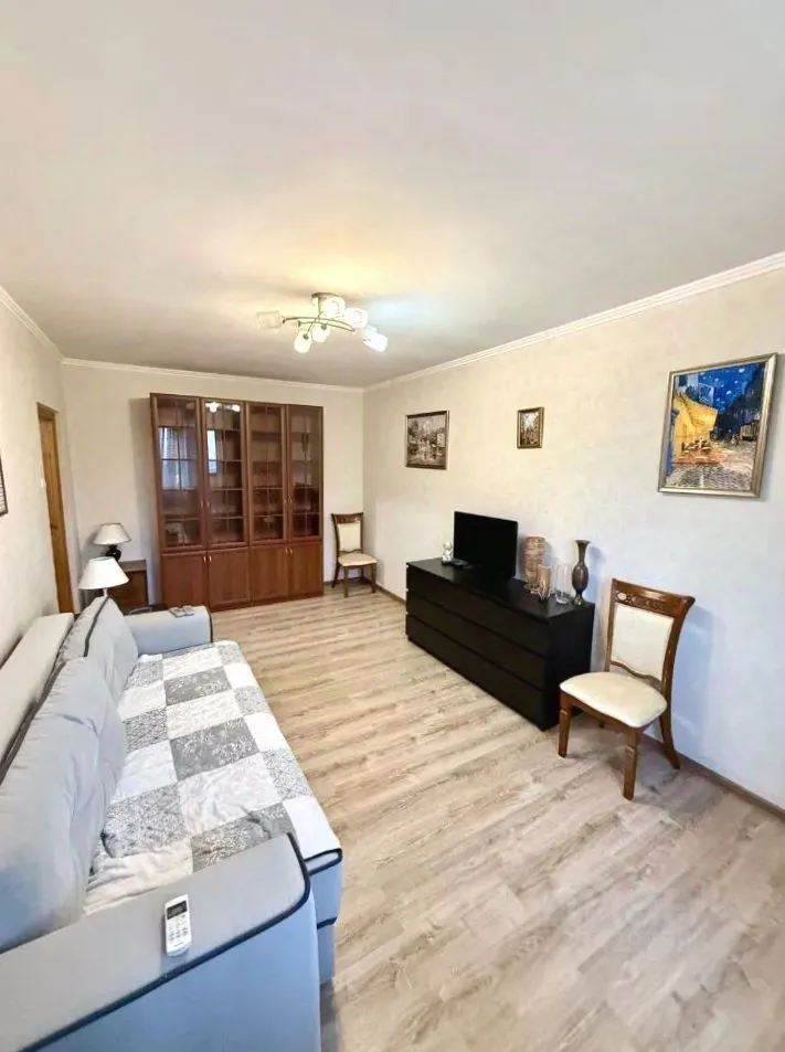2-комн. квартира, 54 м², 11/17 этаж