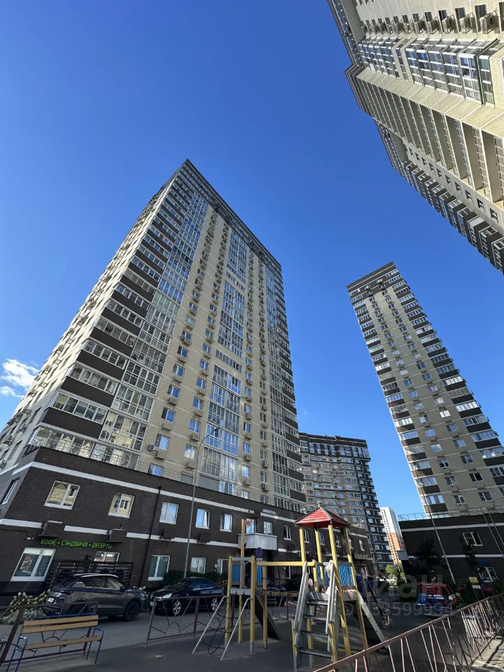 3-комн. квартира, 83 м², 23/25 этаж