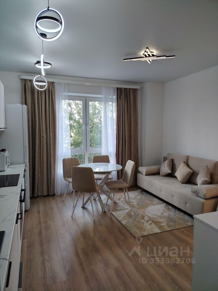 2-комн. квартира, 45 м², 4/33 этаж