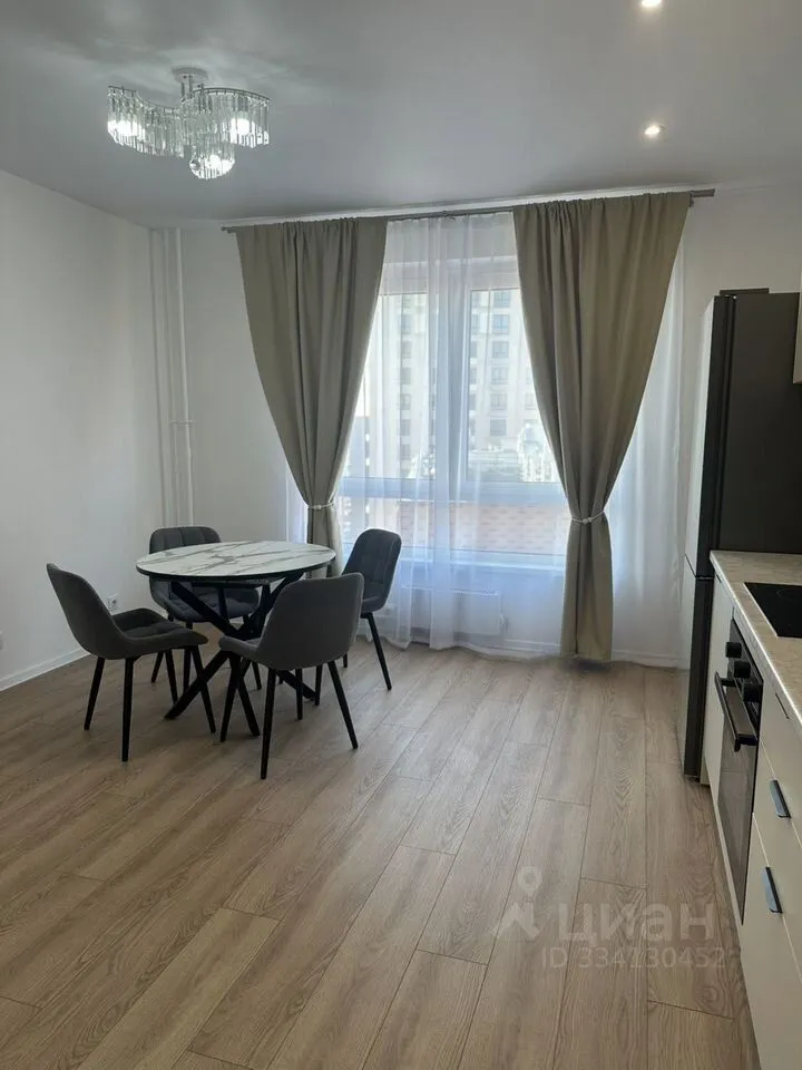 2-комн. квартира, 48,5 м², 16/20 этаж