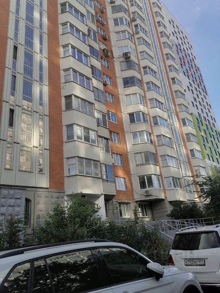 2-комн. квартира, 56 м², 15/17 этаж