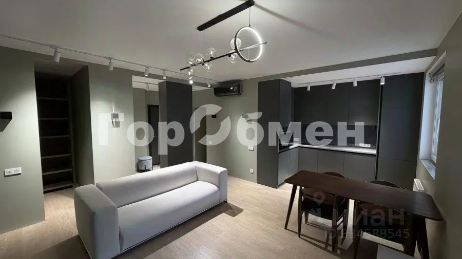 2-комн. квартира, 58,5 м², 18/23 этаж