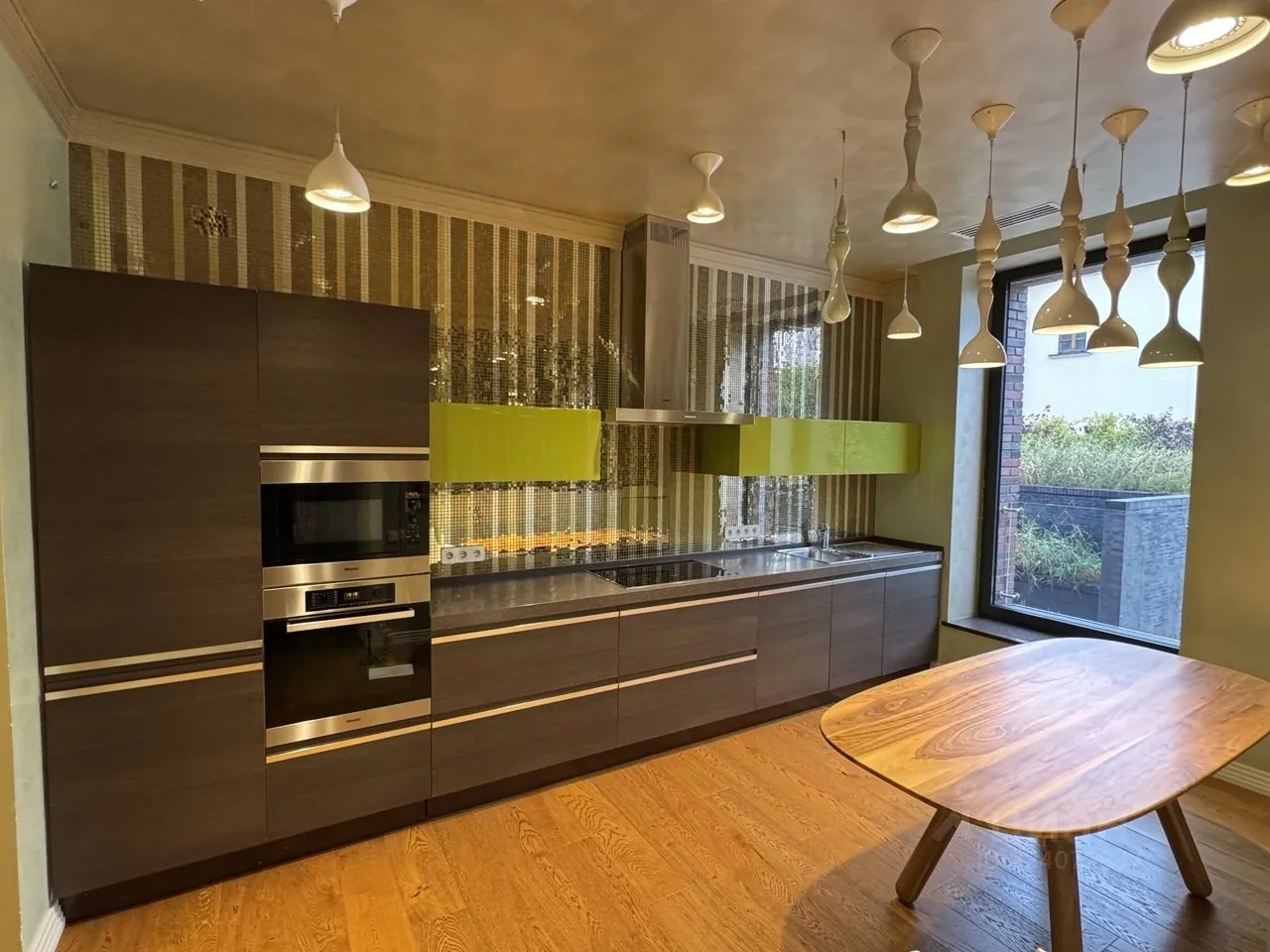 2-комн. квартира, 68,7 м², 2/6 этаж