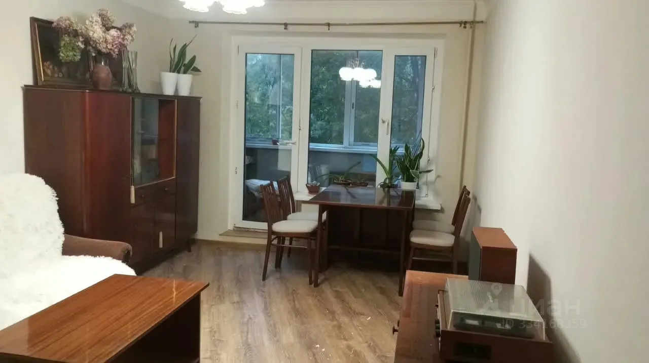 2-комн. квартира, 47 м², 3/9 этаж