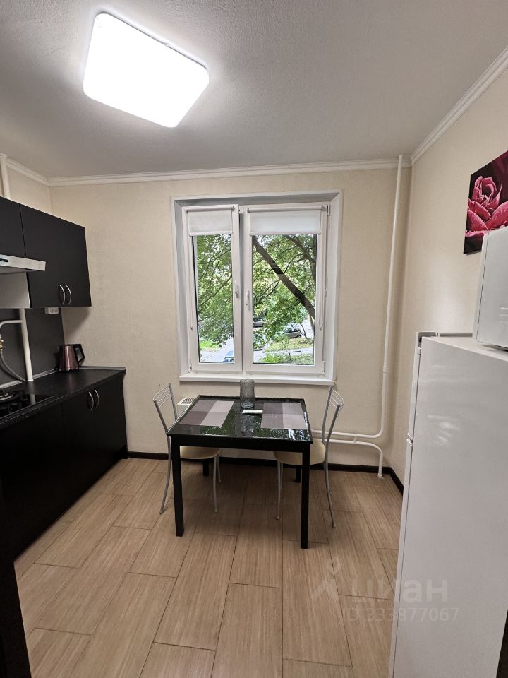 1-комн. квартира, 37 м², 2/9 этаж