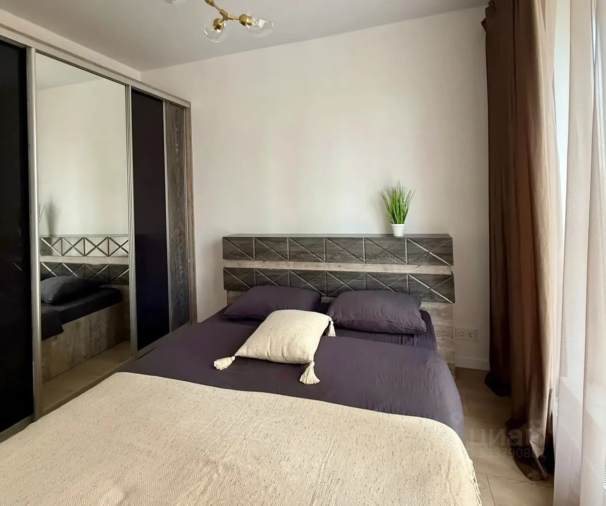 2-комн. квартира, 40 м², 7/25 этаж