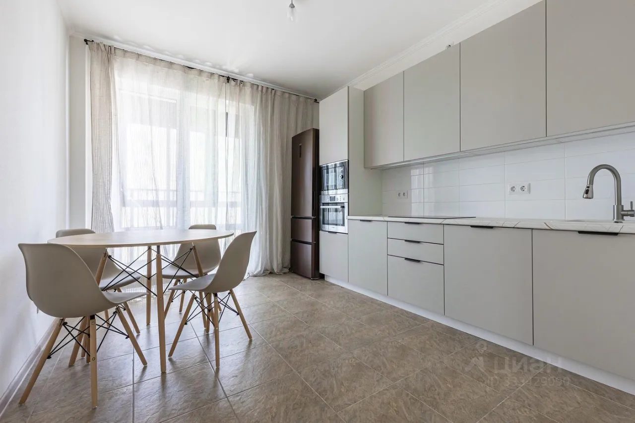 3-комн. квартира, 89,7 м², 20/25 этаж