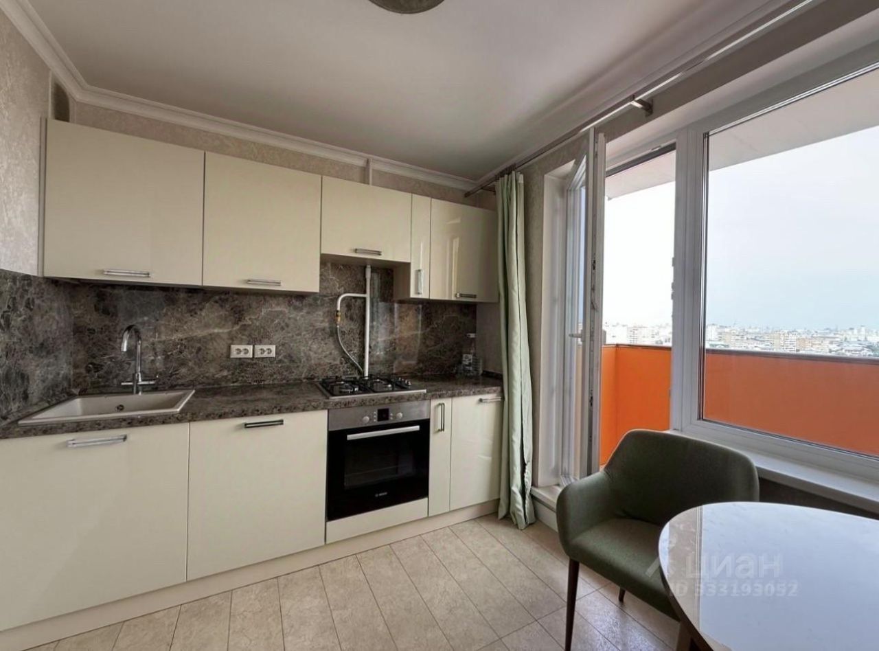 2-комн. квартира, 46 м², 16/17 этаж