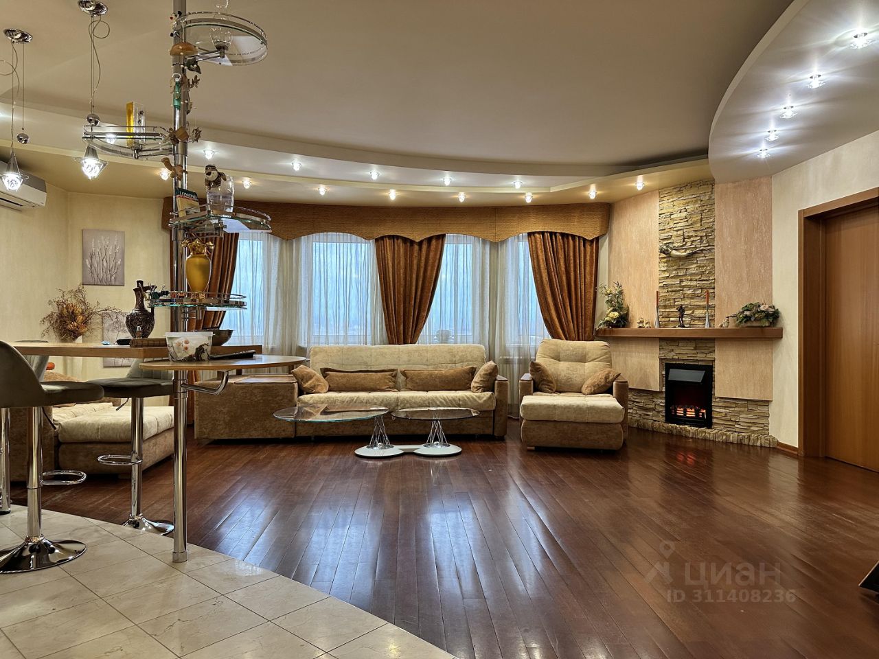 3-комн. квартира, 82 м², 13/17 этаж