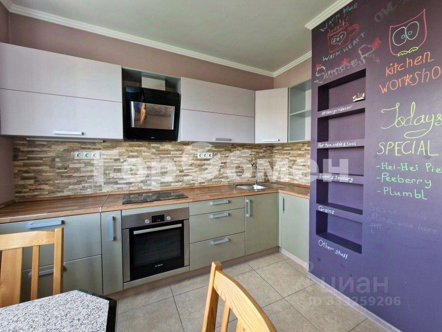 3-комн. квартира, 76 м², 9/17 этаж