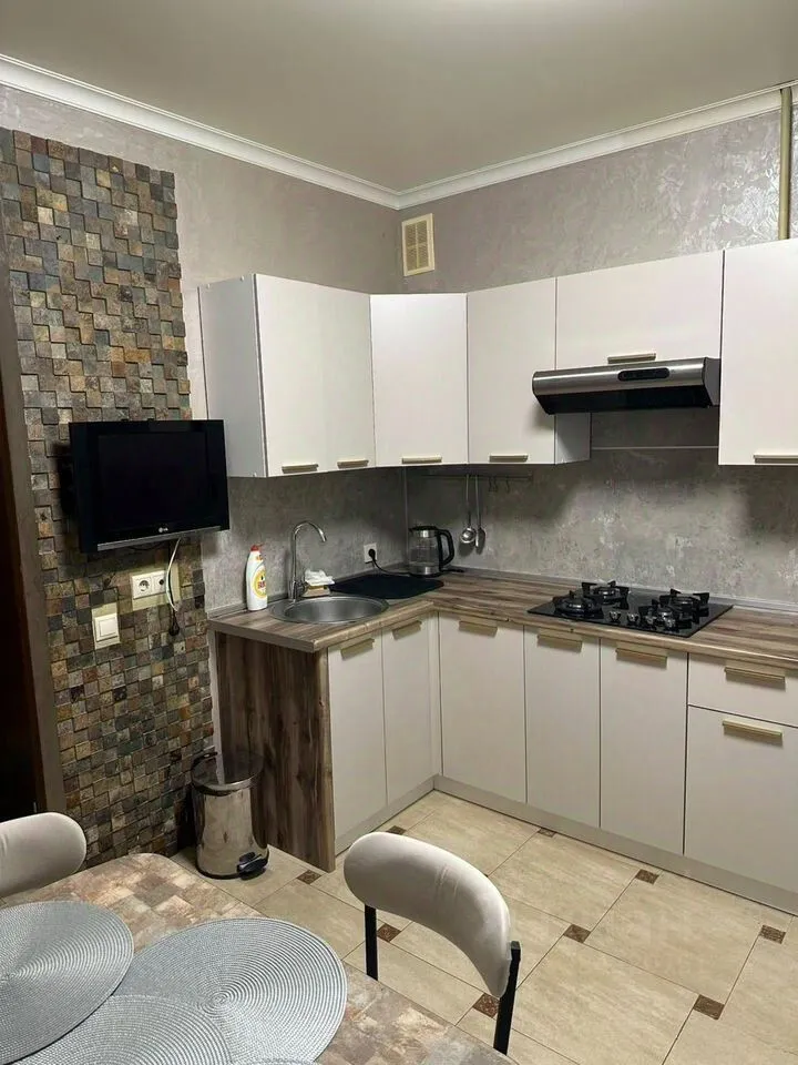 1-комн. квартира, 38 м², 1/5 этаж