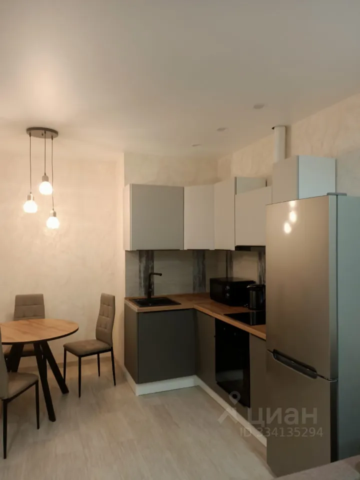 2-комн. квартира, 49,4 м², 18/20 этаж