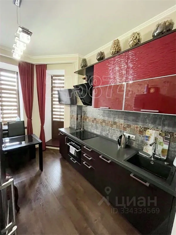 2-комн. квартира, 55 м², 3/3 этаж