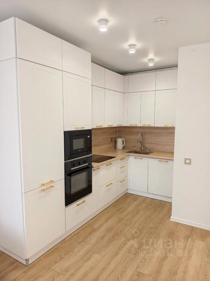 1-комн. квартира, 33 м², 4/20 этаж