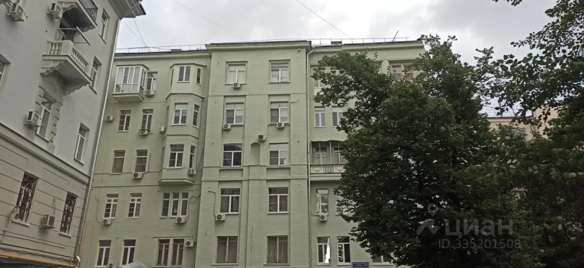 2-комн. квартира, 64 м², 2/6 этаж
