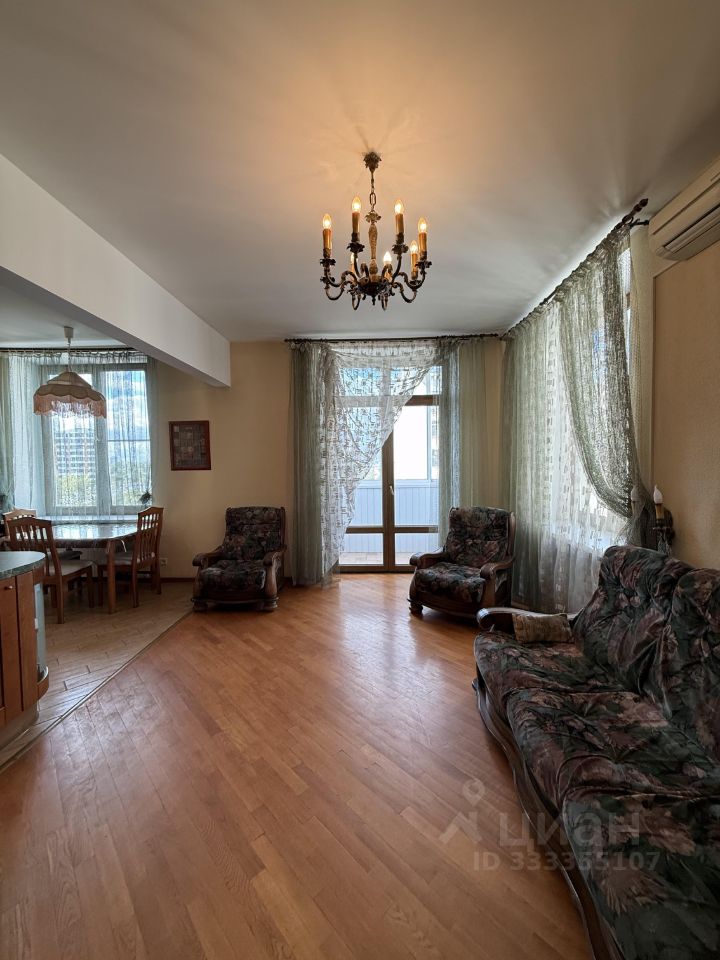 2-комн. квартира, 60 м², 8/10 этаж