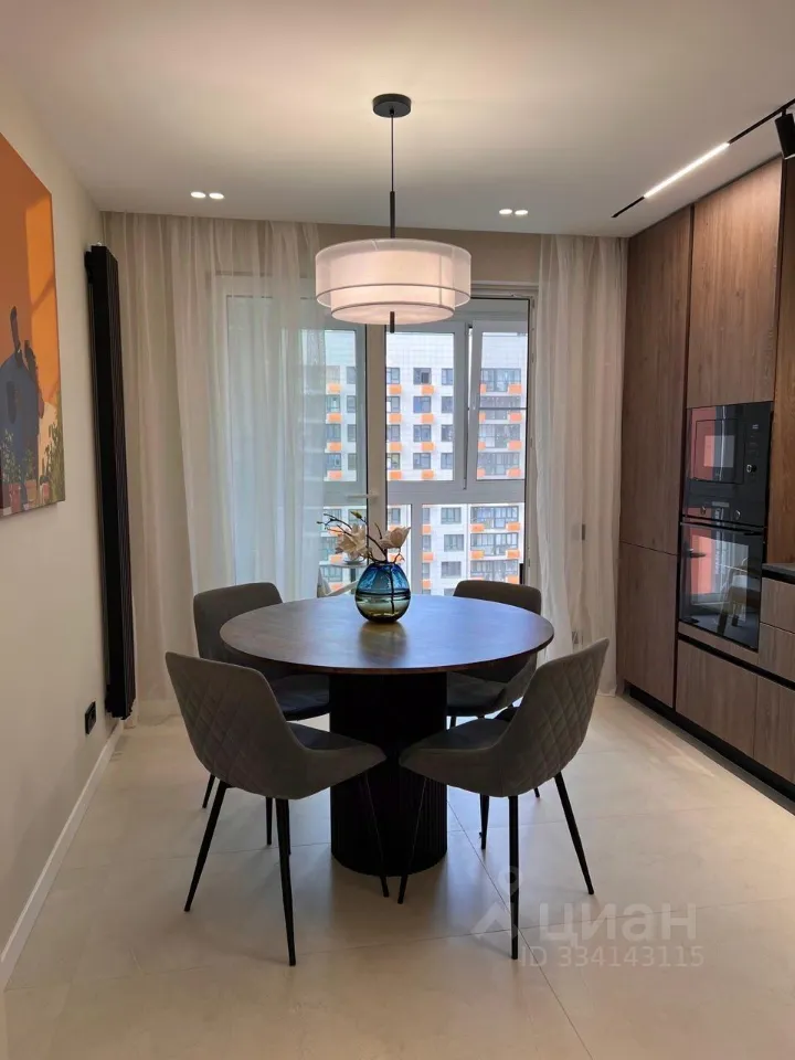 2-комн. квартира, 64 м², 14/20 этаж