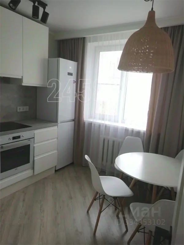 2-комн. квартира, 52 м², 8/12 этаж