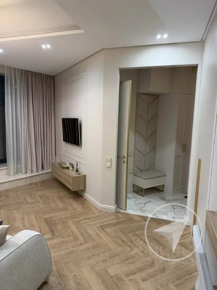 2-комн. квартира, 50,6 м², 32/35 этаж
