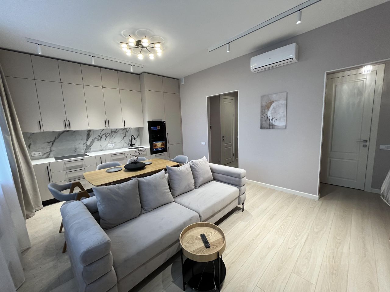 3-комн. квартира, 67 м², 6/28 этаж