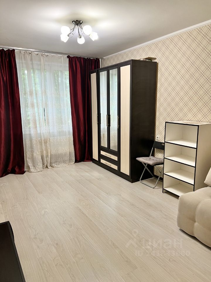 2-комн. квартира, 54 м², 2/9 этаж