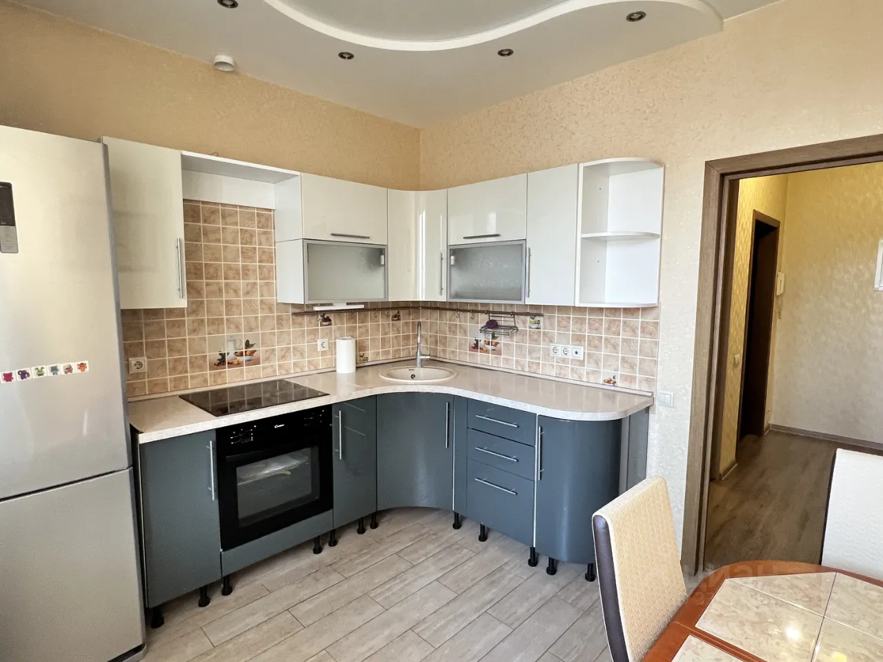 2-комн. квартира, 53,2 м², 14/17 этаж