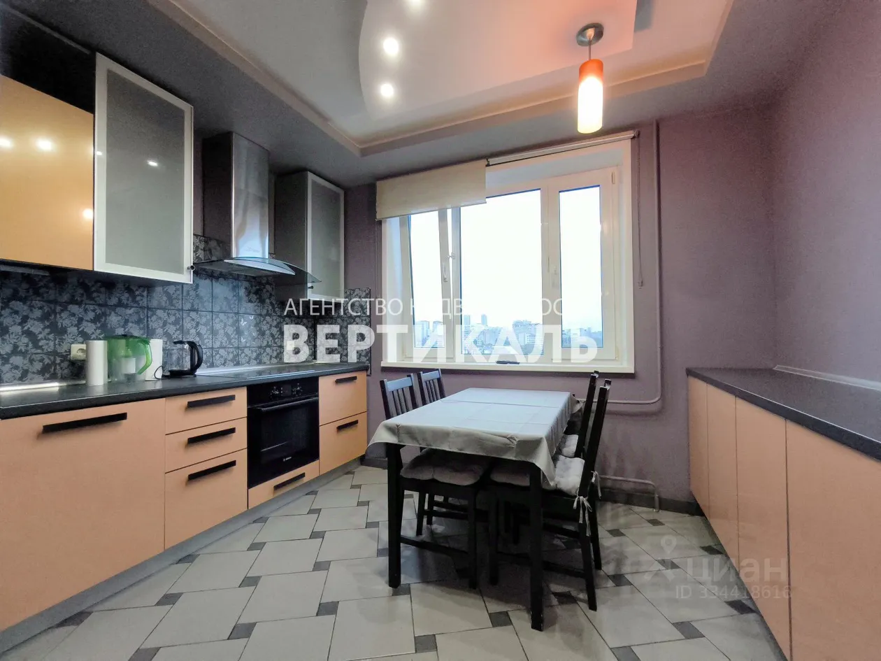 3-комн. квартира, 80 м², 8/12 этаж