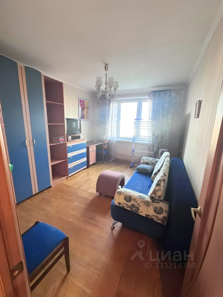 2-комн. квартира, 49 м², 12/12 этаж