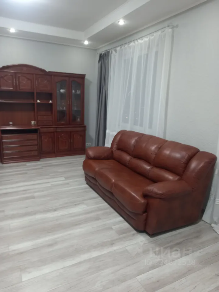 Студия, 43 м², 10/12 этаж