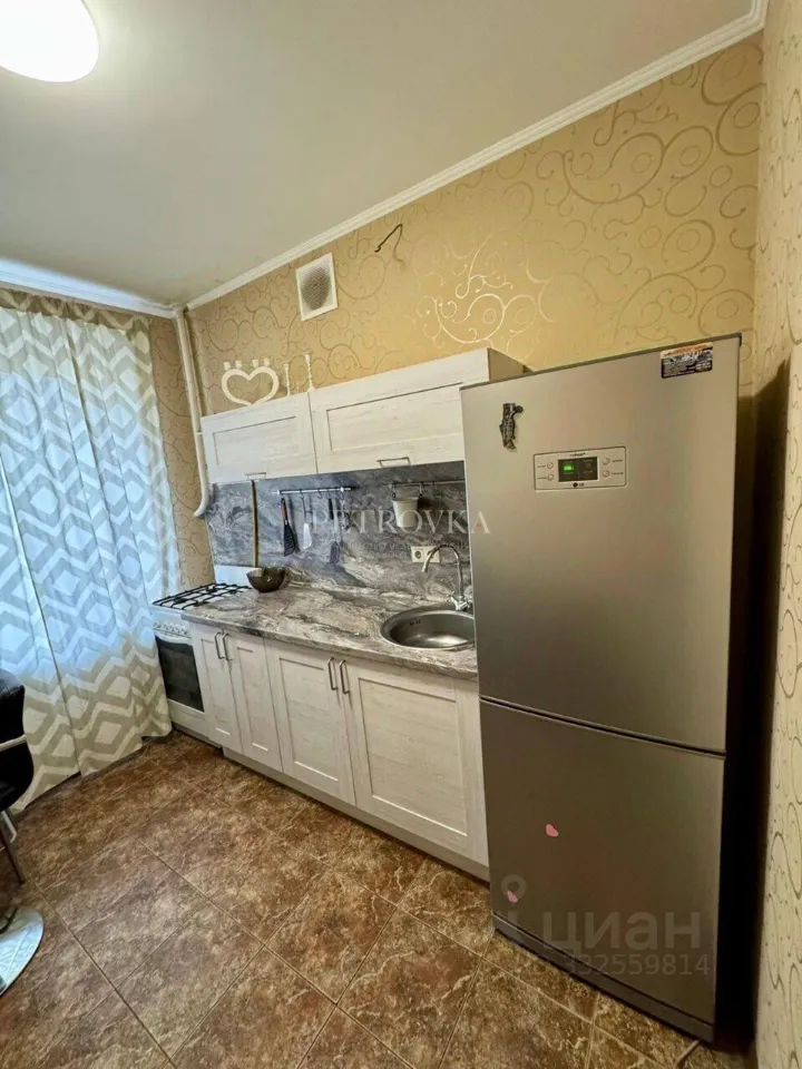 2-комн. квартира, 50 м², 3/8 этаж