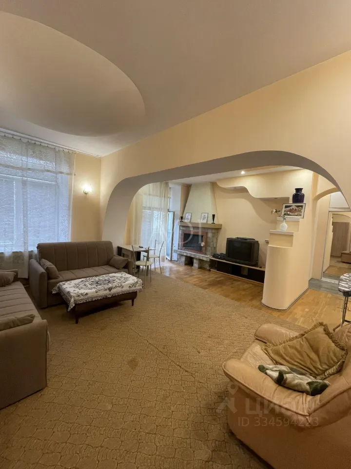 2-комн. квартира, 53 м², 3/7 этаж