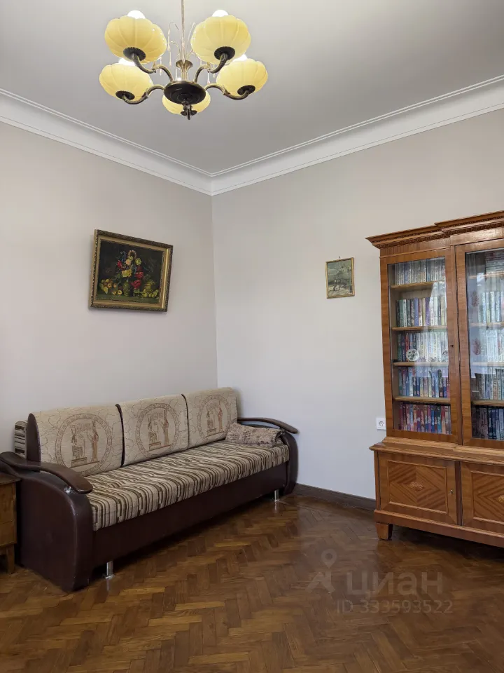 2-комн. квартира, 46 м², 4/7 этаж
