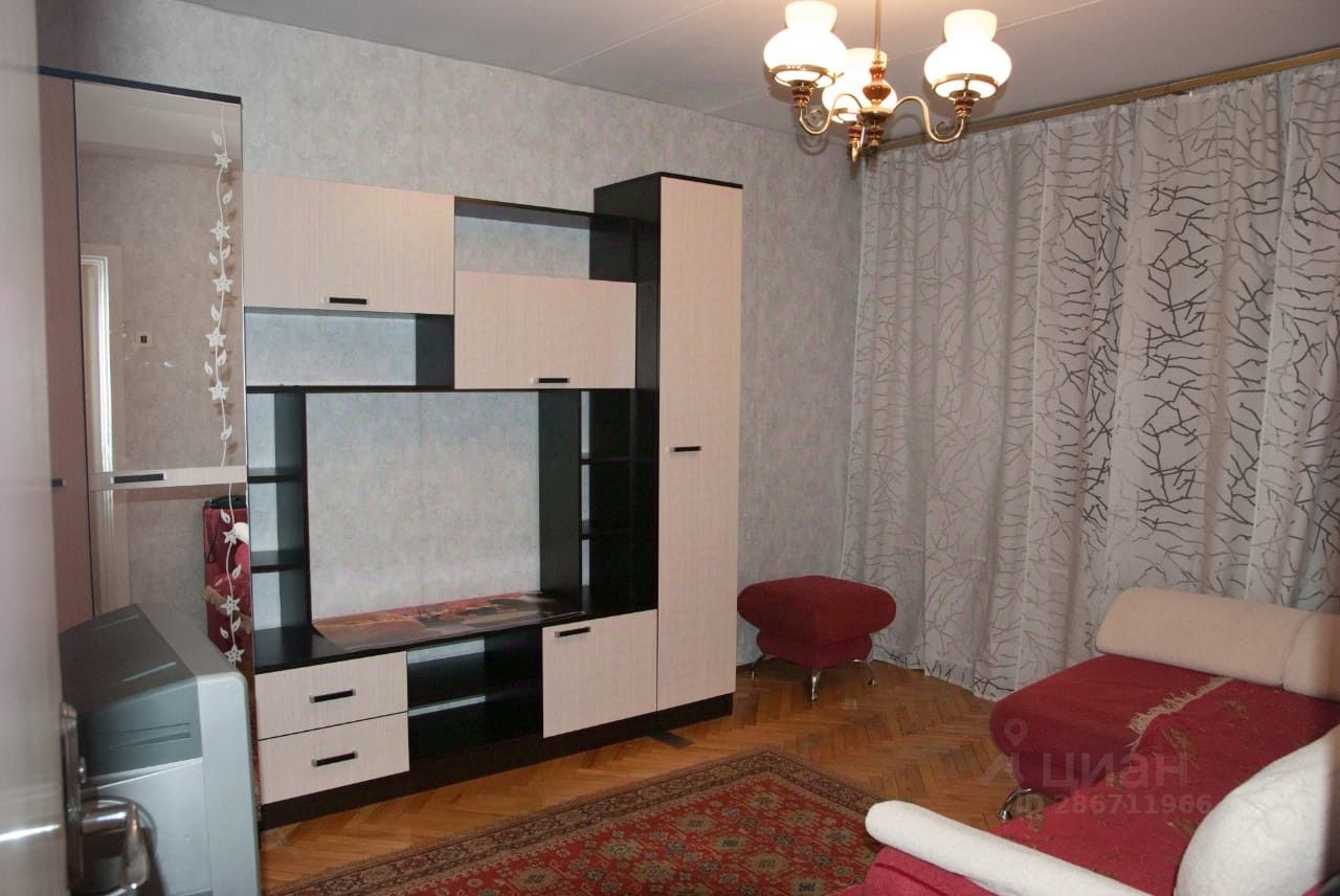 2-комн. квартира, 40 м², 3/12 этаж