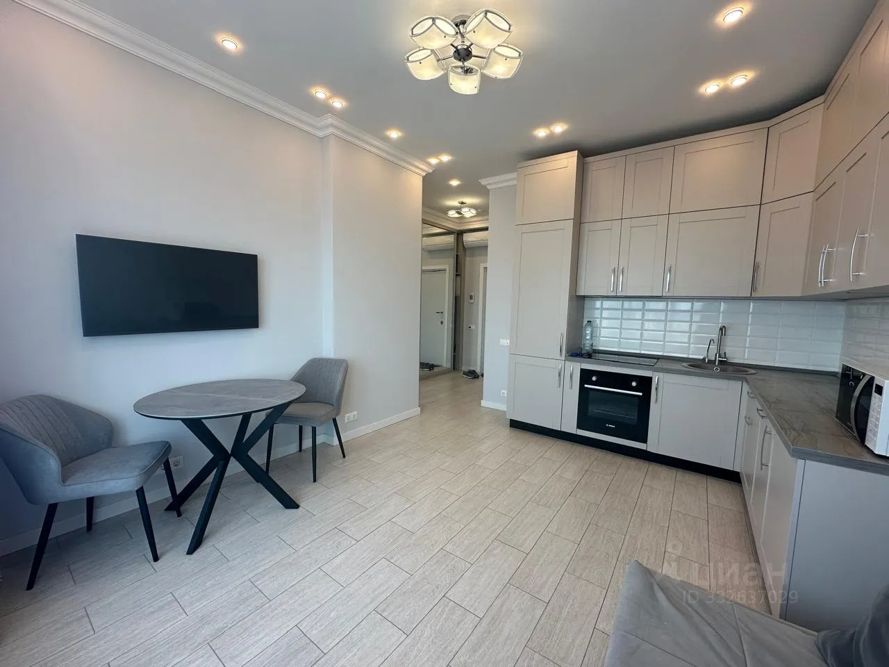 2-комн. квартира, 44 м², 13/14 этаж