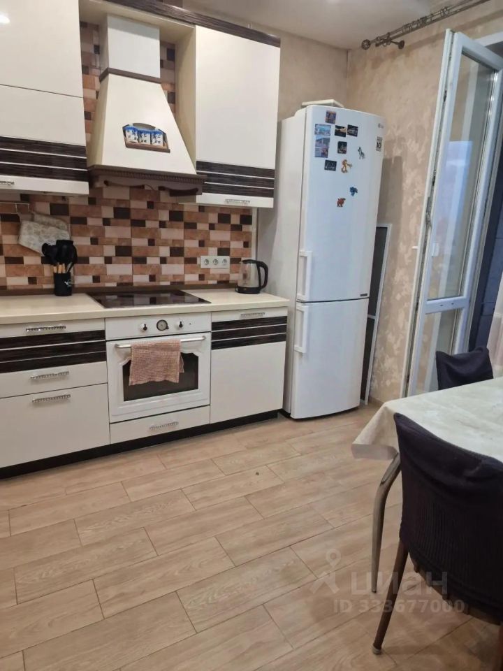 2-комн. квартира, 60,5 м², 10/24 этаж
